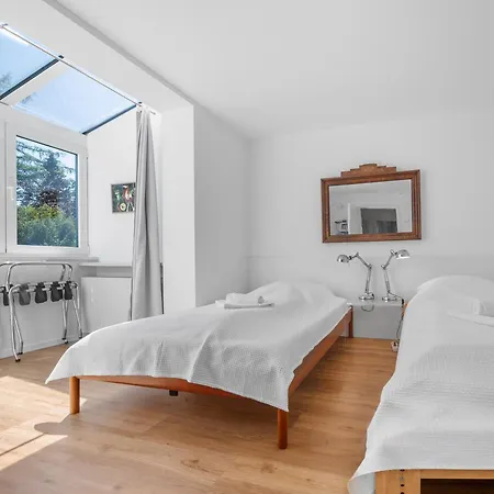 Relaxing 140m2 South Of Munich - 25 Min To Center - Fully Equipped Apartmán *