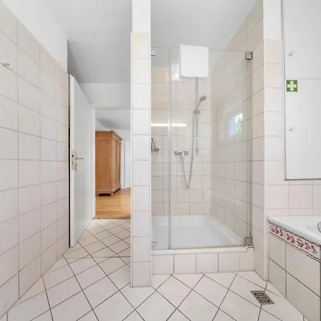Relaxing 140m2 South Of Munich - 25 Min To Center - Fully Equipped Baierbrunn