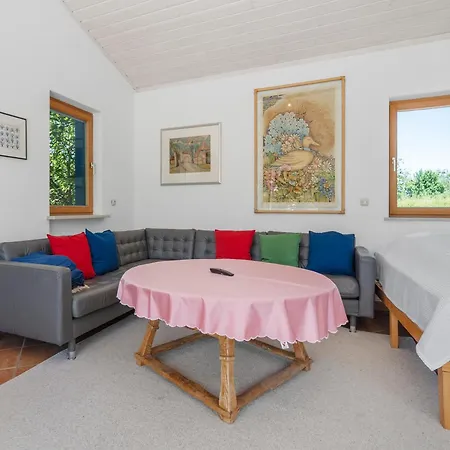 Relaxing 140m2 South Of Munich - 25 Min To Center - Fully Equipped Baierbrunn