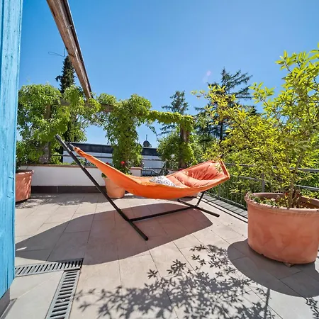 Relaxing 140m2 South Of Munich - 25 Min To Center - Fully Equipped