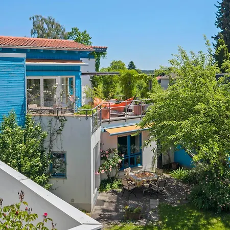 Relaxing 140m2 South Of Munich - 25 Min To Center - Fully Equipped